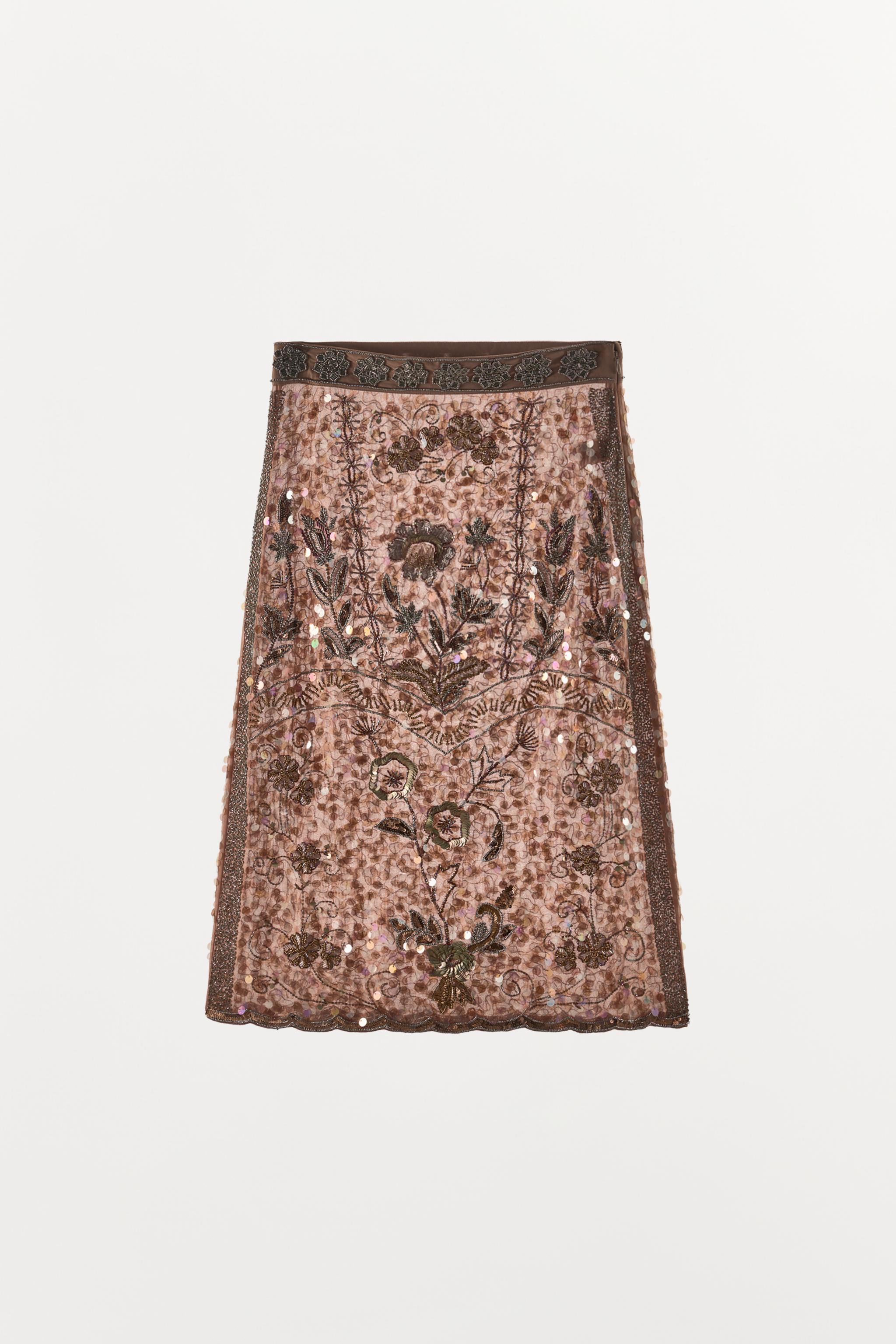 JUPE MI-LONGUE BRODERIES FANTAISIE ÉDITION LIMITÉE